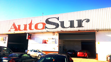 Autosur Hinojosa SL. Taller Especialista en Chapa y Pintura de Vehículos
