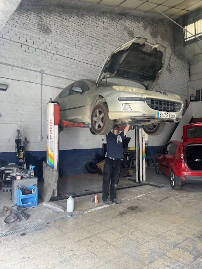A&m Taller de Chapa y Pintura, Mecanica