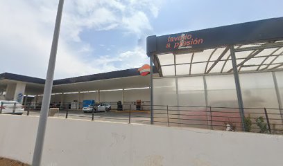 Gasolinera-Lavado a Presión