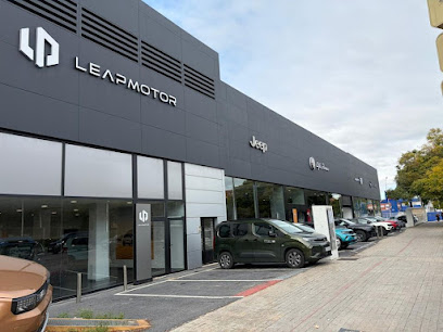 LEAPMOTOR STELLANTIS &YOU - Tres Cruces 52
